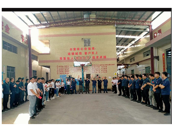 如何選擇可靠的立式注塑機廠家